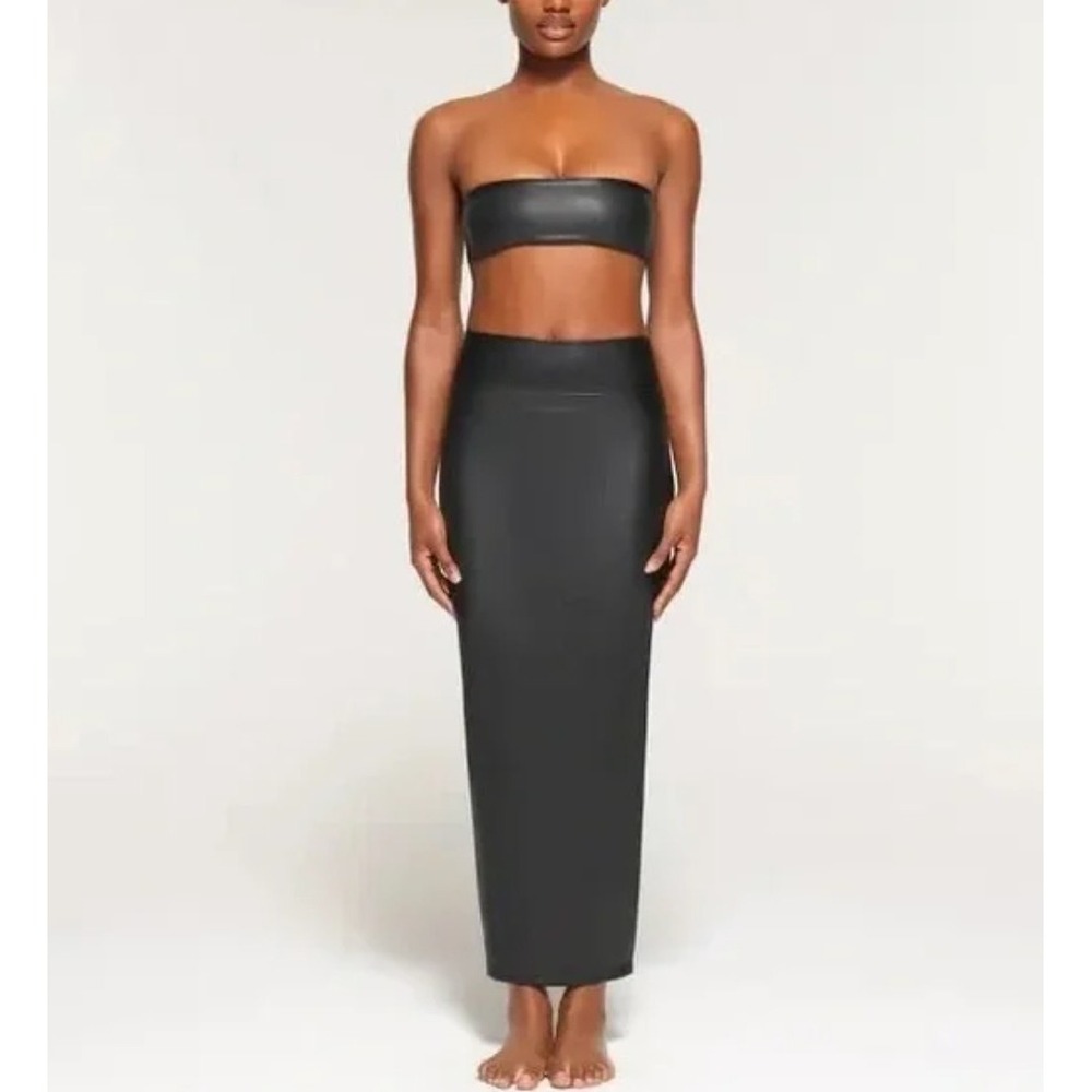 New Skims Vegan Faux Leather Skirt Swim Cover-Up Long Black Slit Onyx Lined NWT - Picture 12 of 12